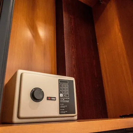 Hotel Natali Luxury Parking Belgrad