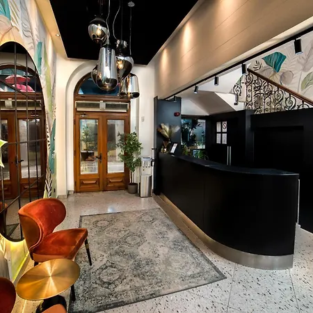 Hotel Natali Luxury Parking Belgrad